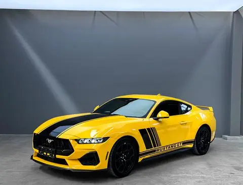 Ford Mustang 2024 — фото 1