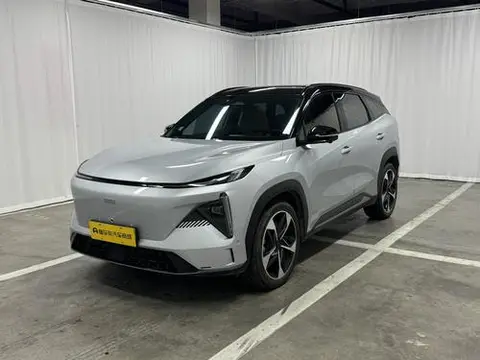 Geely L7 2024