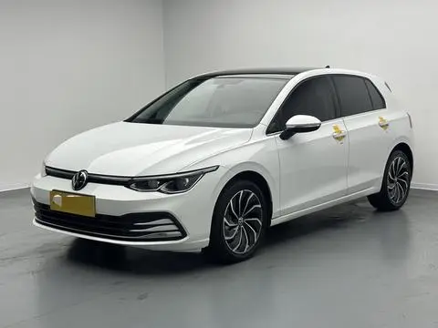 Volkswagen Golf 2021
