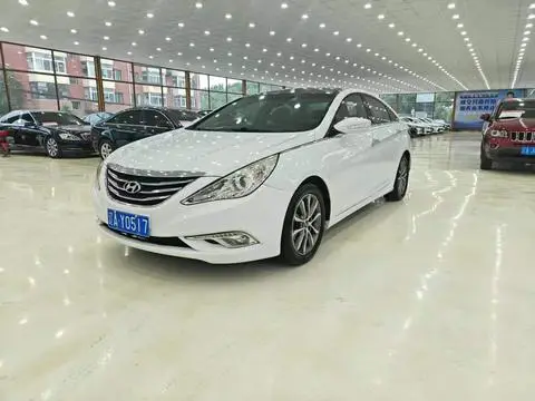 Hyundai 索纳塔八 2013