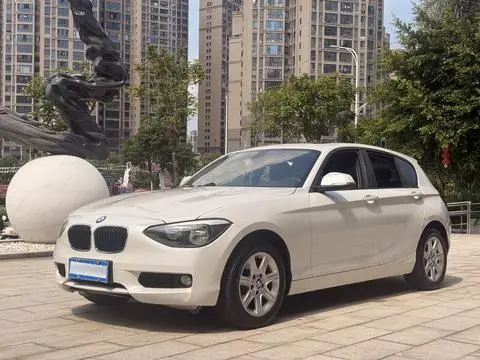 BMW 1 Series 2013 — фото 1