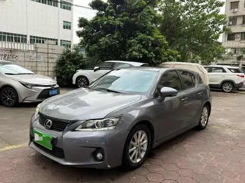Lexus CT 2012
