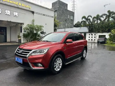 BAIC S6 2017