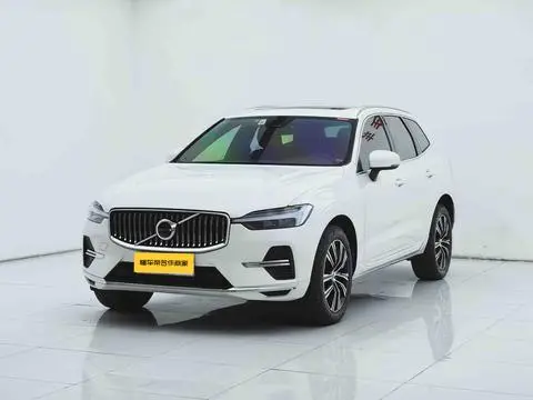 Volvo XC60 2022