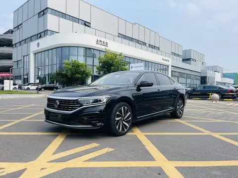 Volkswagen Passat 2022