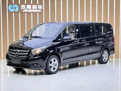 Mercedes-Benz 威霆 2018