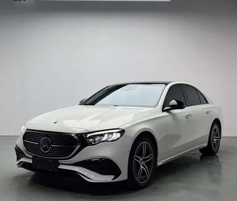 Mercedes-Benz E-Class 2024