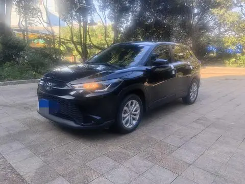 Toyota Frontlander 2023
