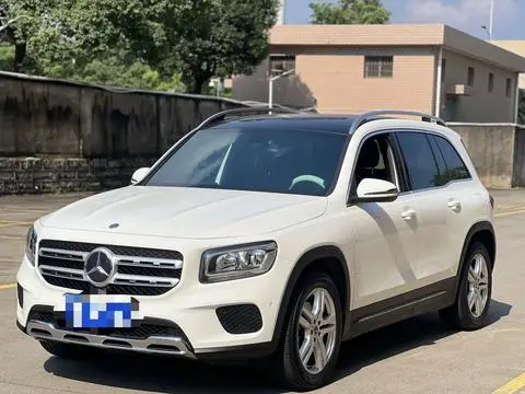 Mercedes-Benz GLB 2021