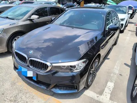BMW 5 Series 2019 — фото 1