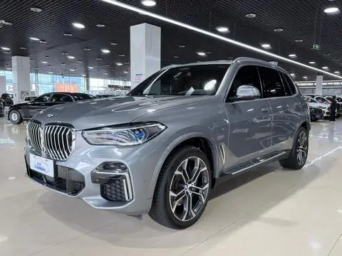 BMW X5 2022 — фото 1