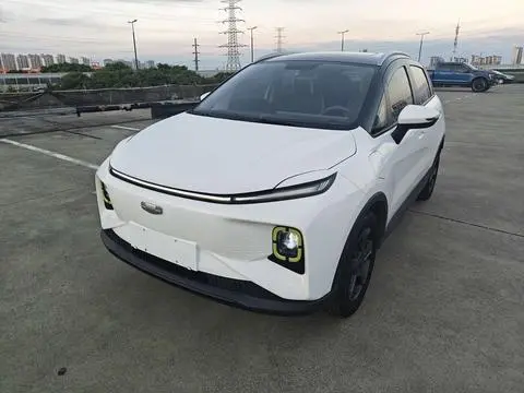 Geely E萤火虫 2023 — фото 1