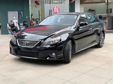 Toyota Reiz 2012