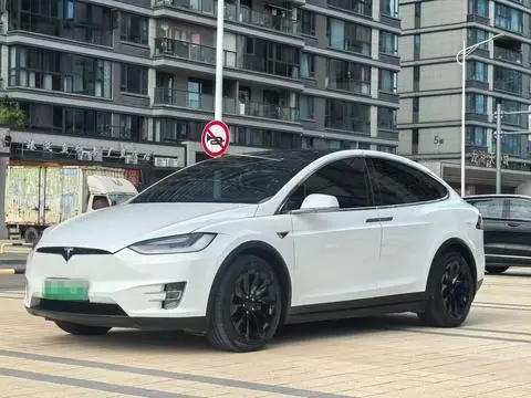 Tesla Model X 2017