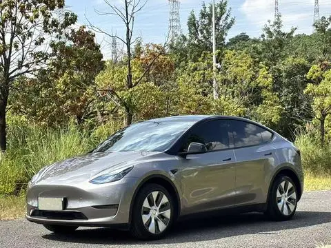 Tesla Model Y 2022 — фото 1