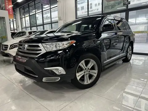 Toyota Highlander 2013 — фото 1