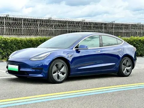 Tesla Model 3 2020 — фото 1
