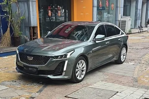 Cadillac CT5 2022 — фото 1