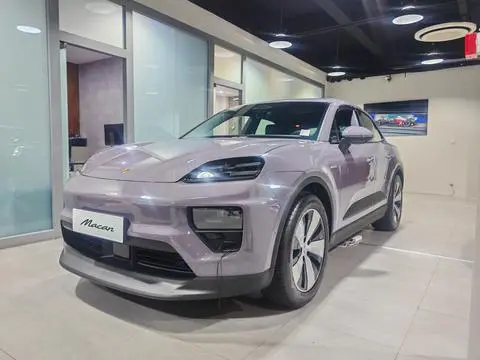 Porsche Macan EV 2026