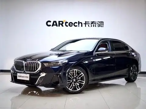 BMW 5 Series 2025