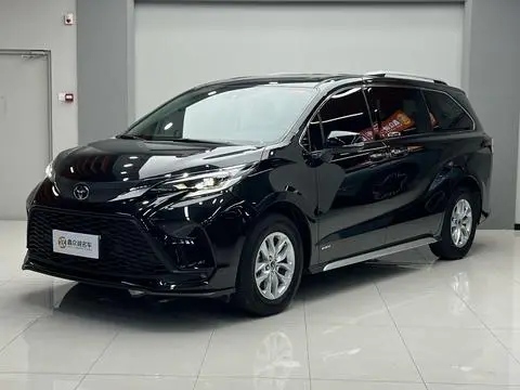 Toyota Granvia 2024