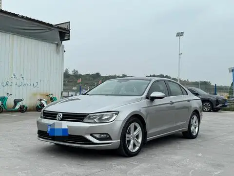 Volkswagen Lamando 2015
