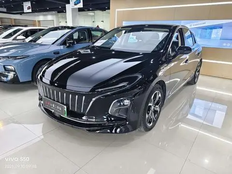 Hongqi E-QM5 2022