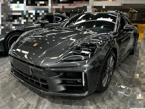 Porsche Panamera 2024