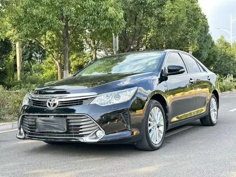 Toyota Camry 2015
