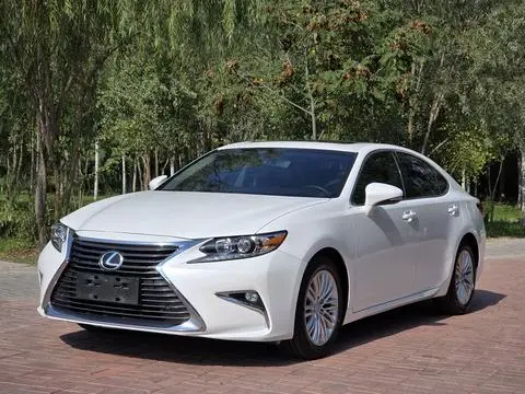 Lexus ES 2015