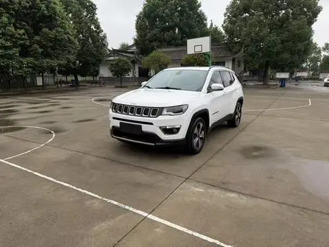 Jeep 指南者 2017