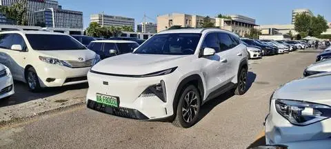 Geely L7 2024