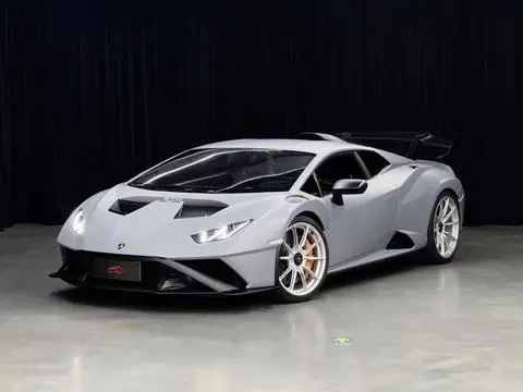Lamborghini Huracán 2021