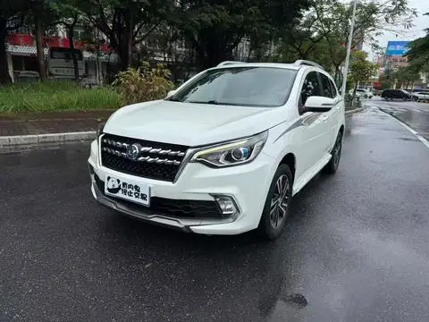 Venucia T70 2019