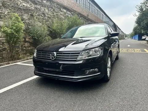 Volkswagen Lavida 2015 — фото 1