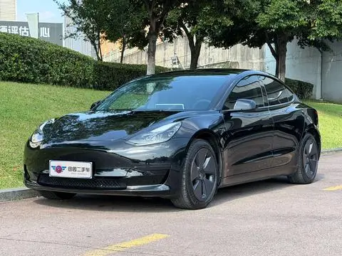 Tesla Model 3 2022 — фото 1