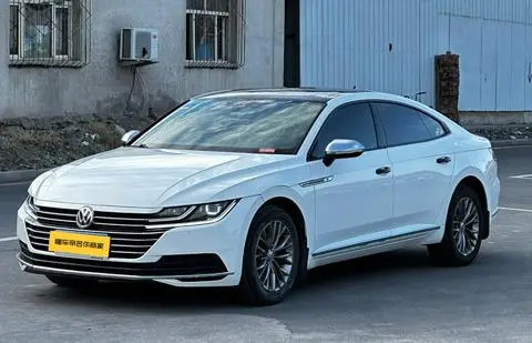 Volkswagen CC 2019 — фото 1