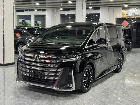 Toyota Alphard 2024 — фото 1