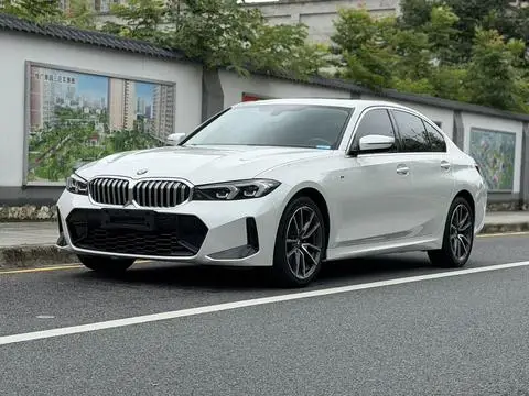 BMW 3 Series 2023 — фото 1