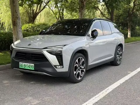 NIO ES8 2020
