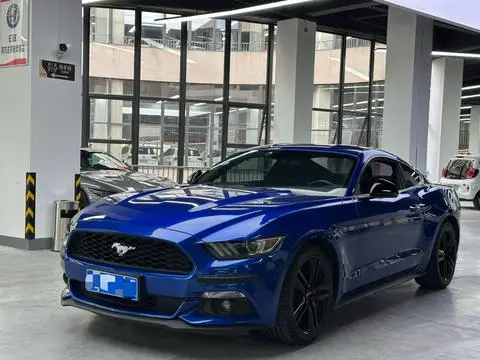 Ford Mustang 2017 — фото 1
