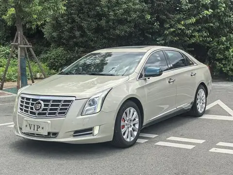 Cadillac XTS 2013