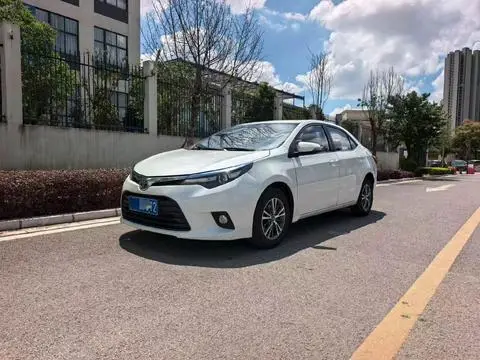 Toyota 雷凌 2016
