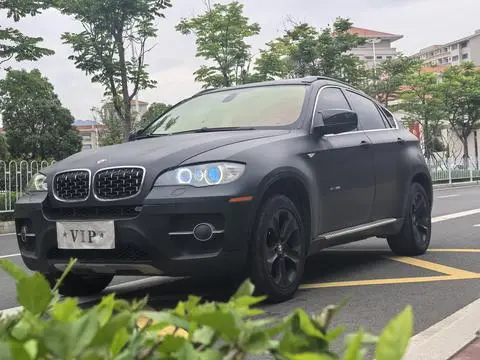 BMW X6 2011