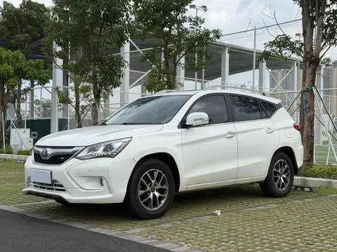 BYD 宋 2016
