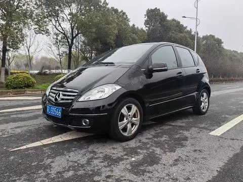 Mercedes-Benz A-Class 2011