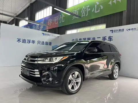 Toyota Highlander 2021