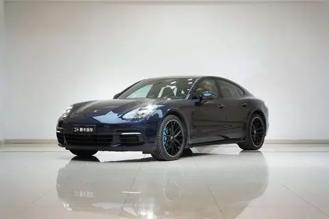 Porsche Panamera 2019