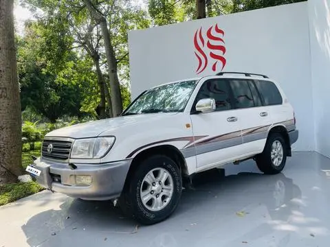 Toyota 兰德酷路泽 2003