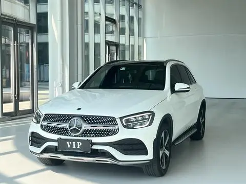 Mercedes-Benz GLC 2022 — фото 1